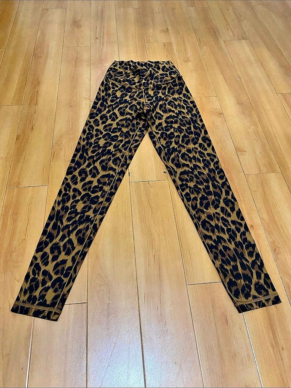 Offline by Aerie Leopard Print Leggings Brown & Black Small Like New